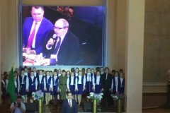 Хор-старших-класів-на-концерті-присвяченому-Великій-Перемозі